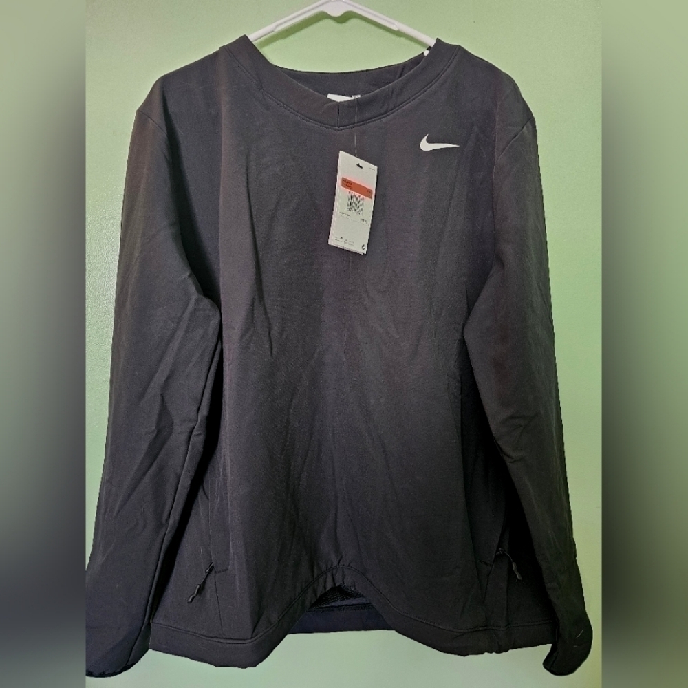 NWT | Nike | Black | "Softball" | Womens | Large | Pull-over